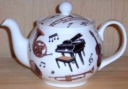 Concert Six Cup Teapot