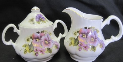 Pansy Cream and Sugar Set