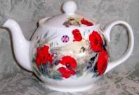 Poppies Six Cup Teapot