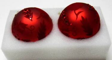 Red Leaf Ornaments