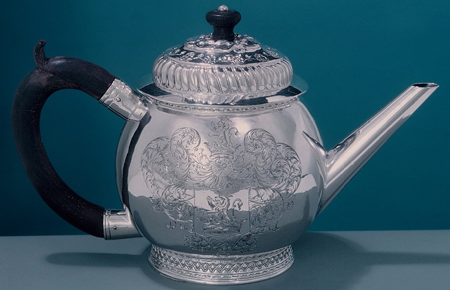 1700 Antique Teapot