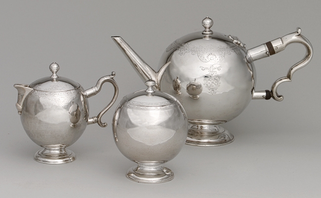 1733 Antique Silver Teapot